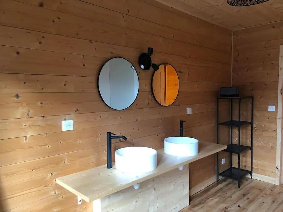 Belle Maison Traditionnelle - Les Chavonnes Courchevel 0*,